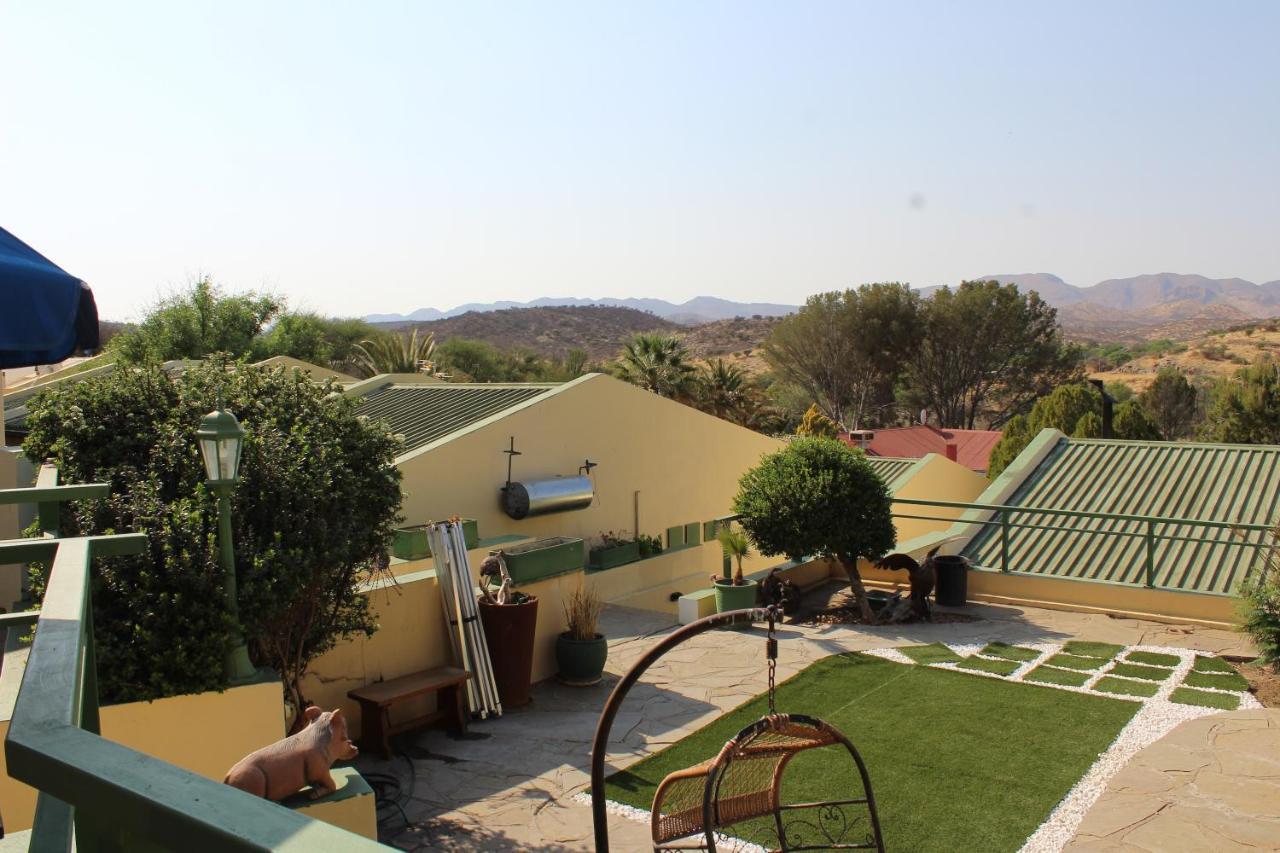 Onganga Hotel Pension Windhoek Ngoại thất bức ảnh