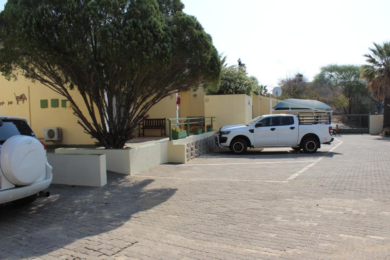 Onganga Hotel Pension Windhoek Ngoại thất bức ảnh