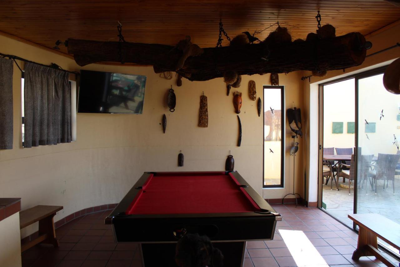 Onganga Hotel Pension Windhoek Ngoại thất bức ảnh