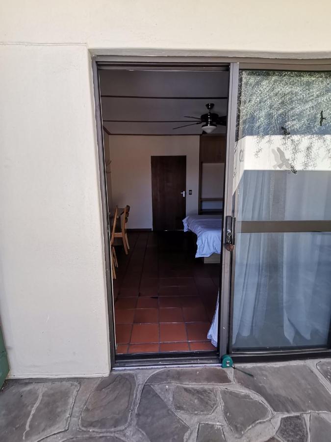 Onganga Hotel Pension Windhoek Ngoại thất bức ảnh